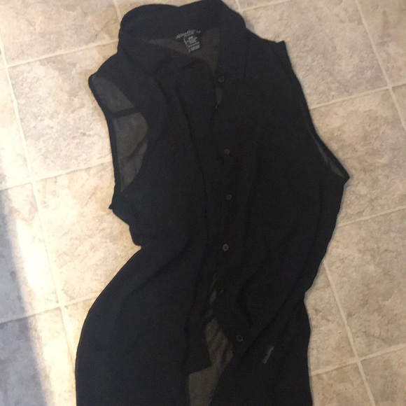 😎🥰3 for 20! Sheer black sleeveless blouse - Picture 2 of 2